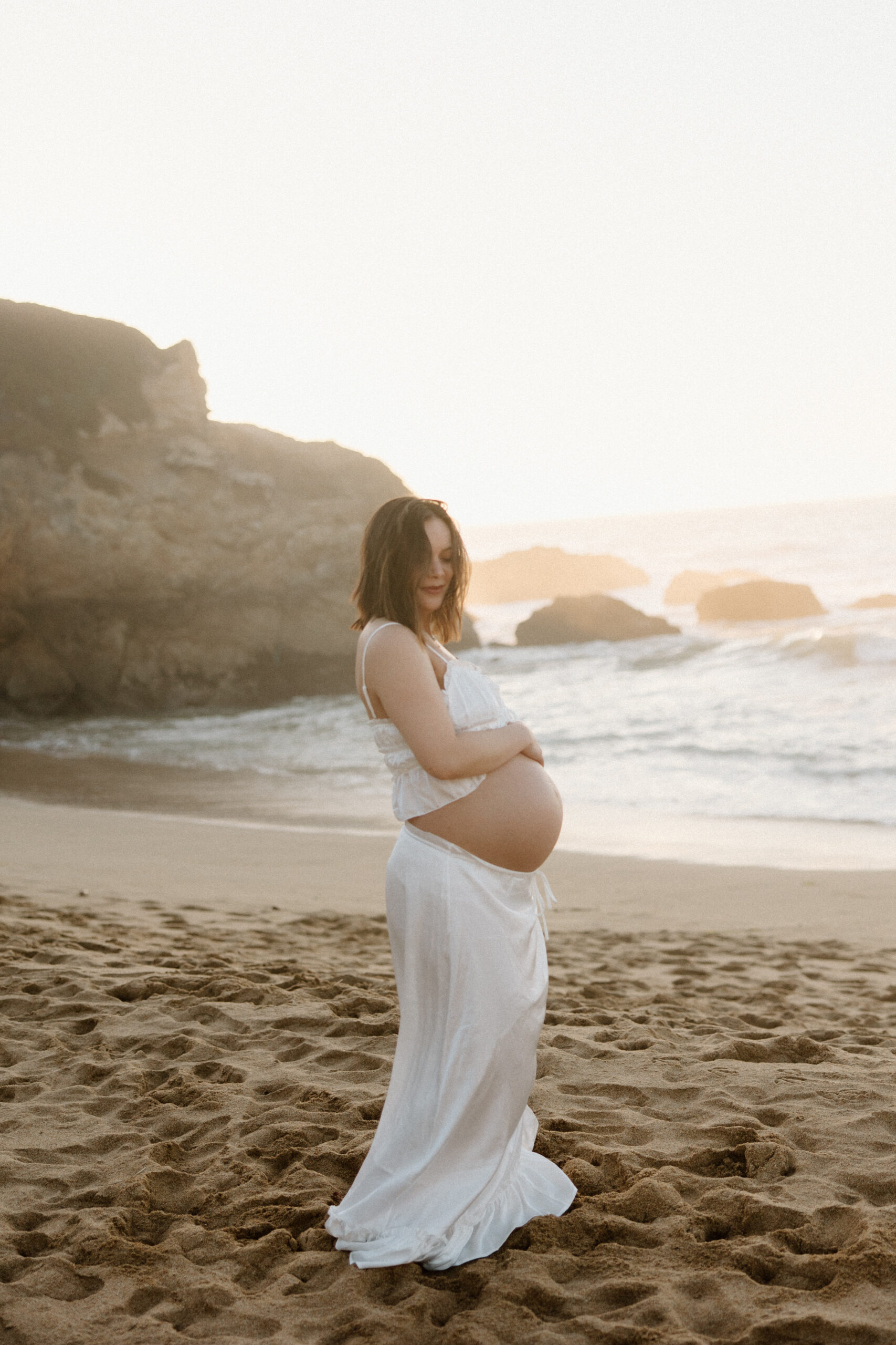 half moon bay maternity session by wild love and wanderlust